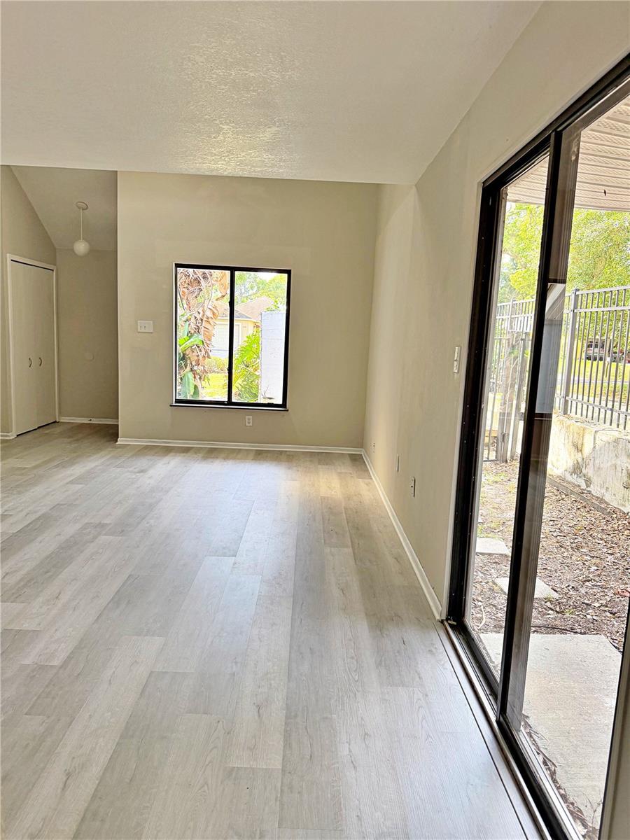 AVONDALE PARK FIRST ADD - Residential Lease