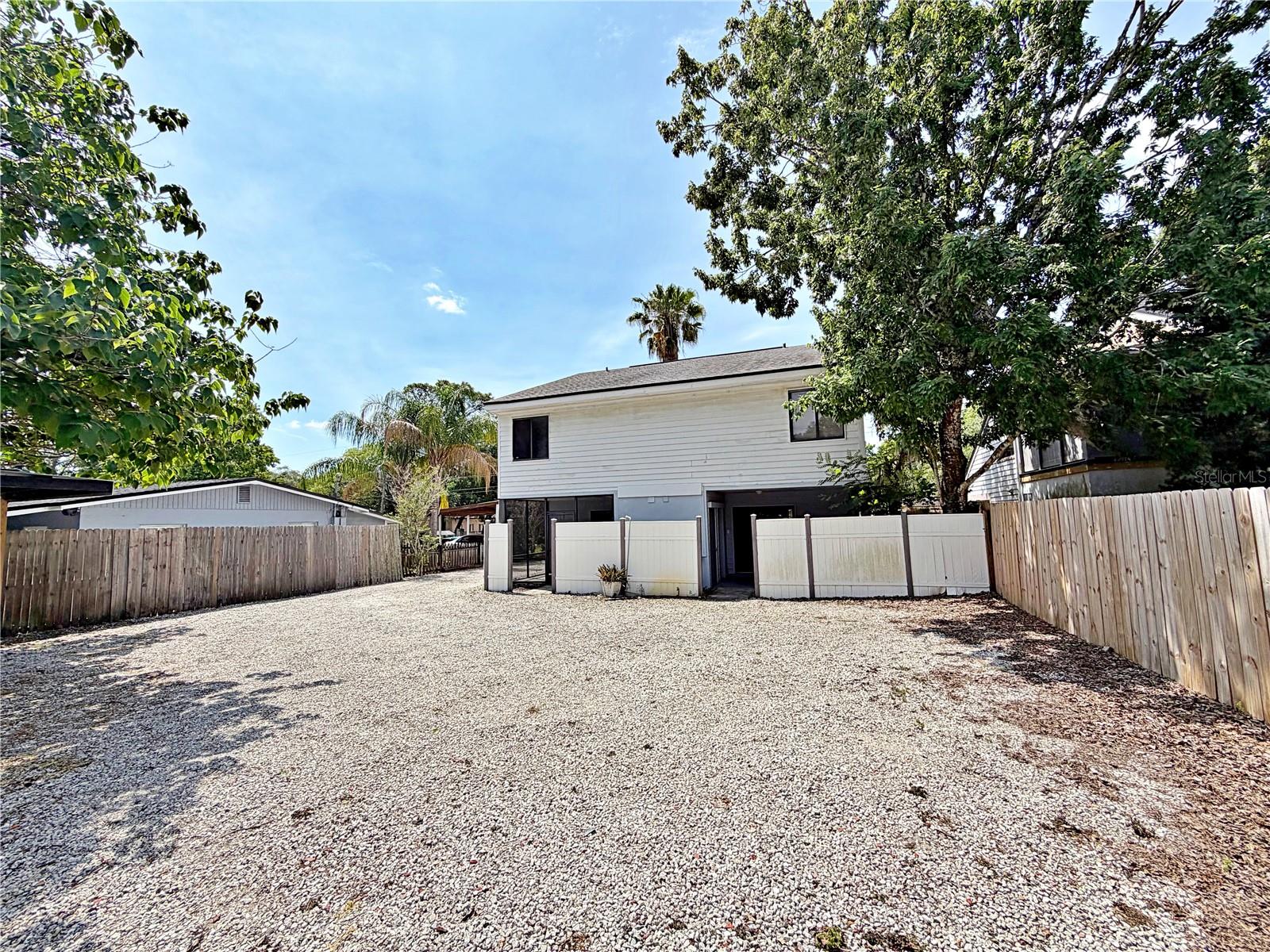 AVONDALE PARK FIRST ADD - Residential Lease