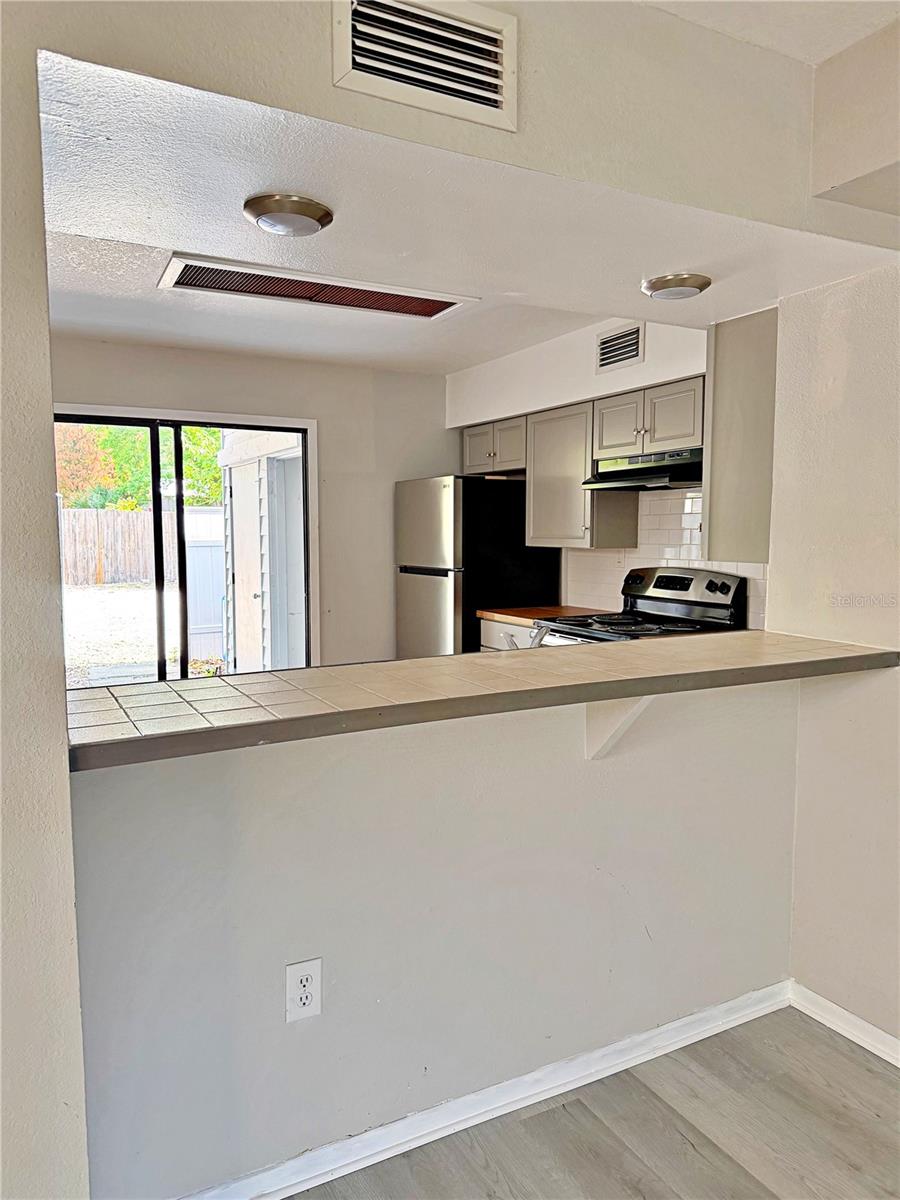 AVONDALE PARK FIRST ADD - Residential Lease