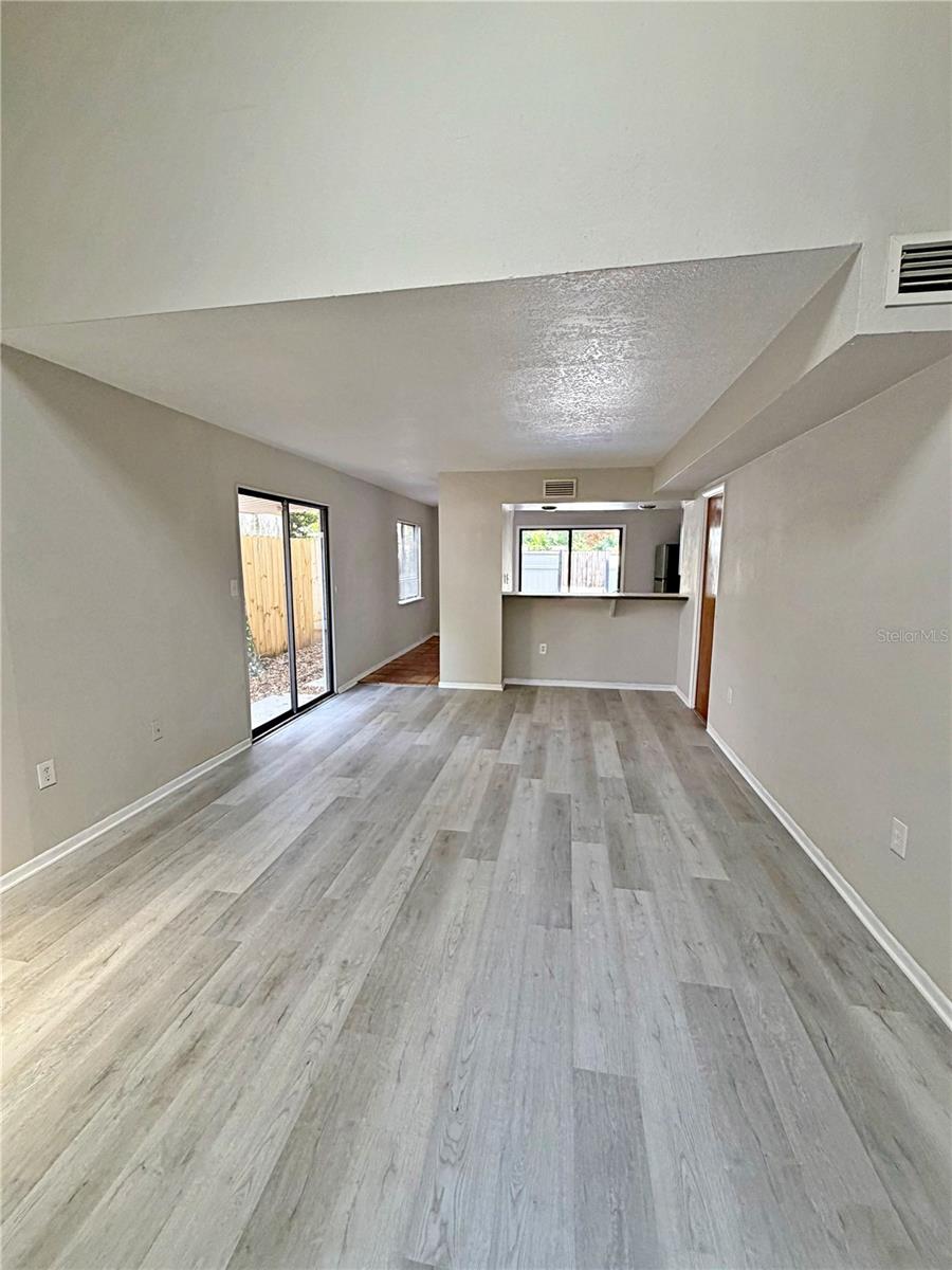AVONDALE PARK FIRST ADD - Residential Lease