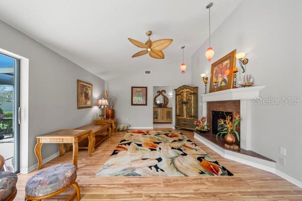 HARBOR OAKS PH I & II - Residential