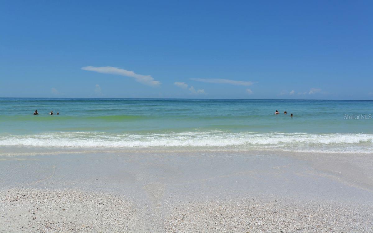 SIESTA BREAKERS - Residential