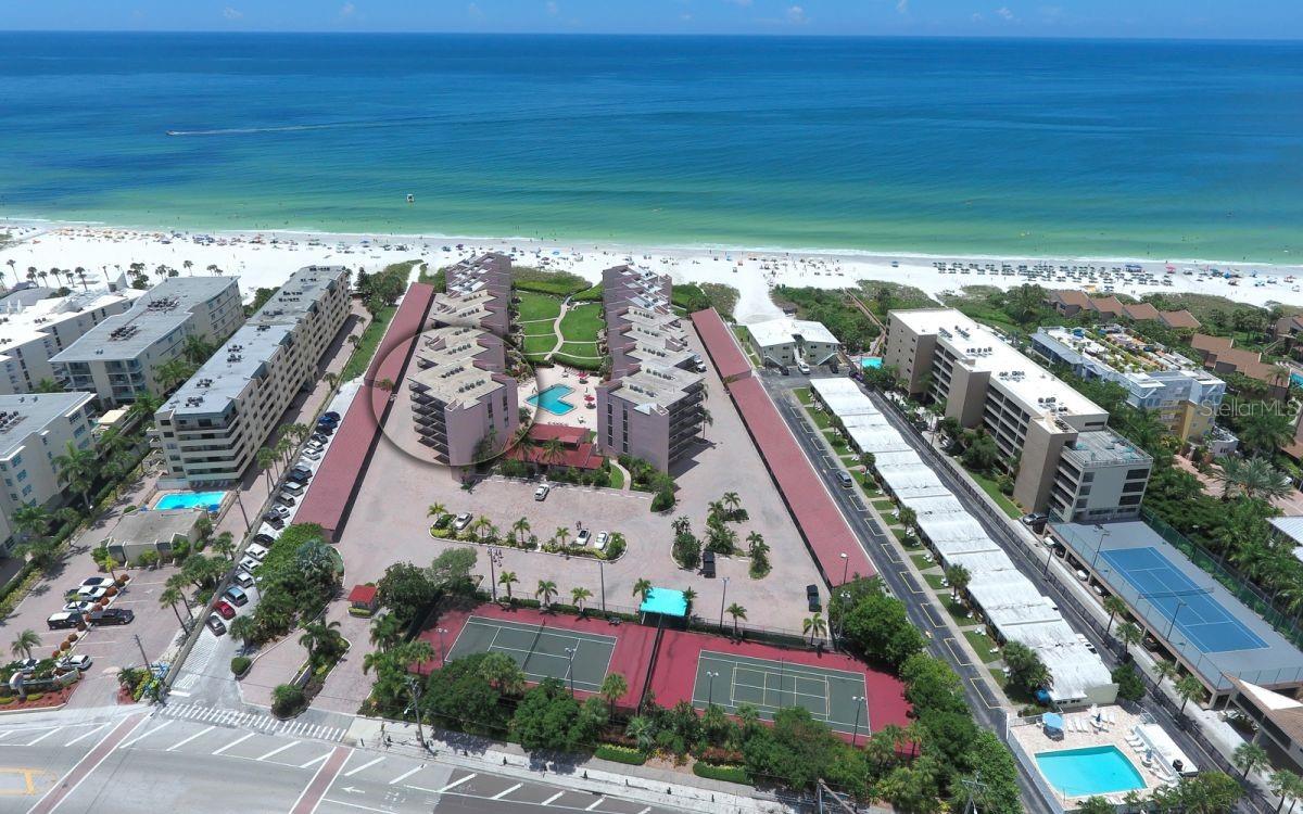 SIESTA BREAKERS - Residential