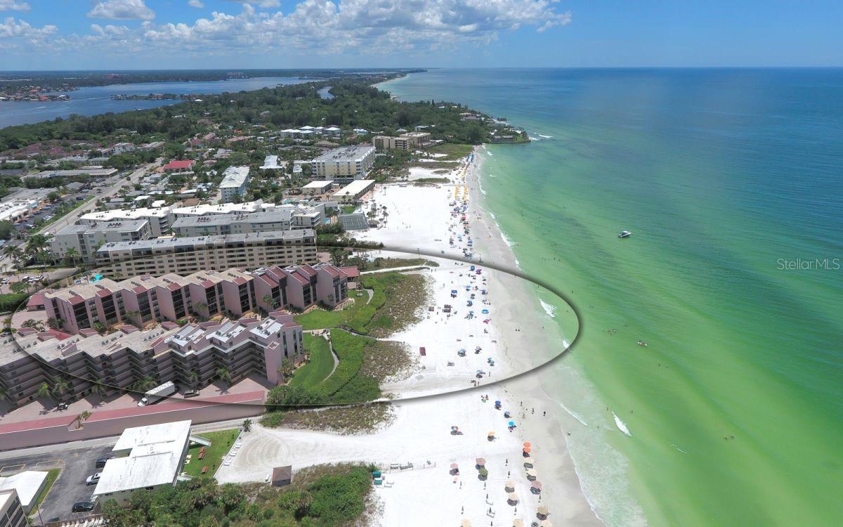 SIESTA BREAKERS - Residential