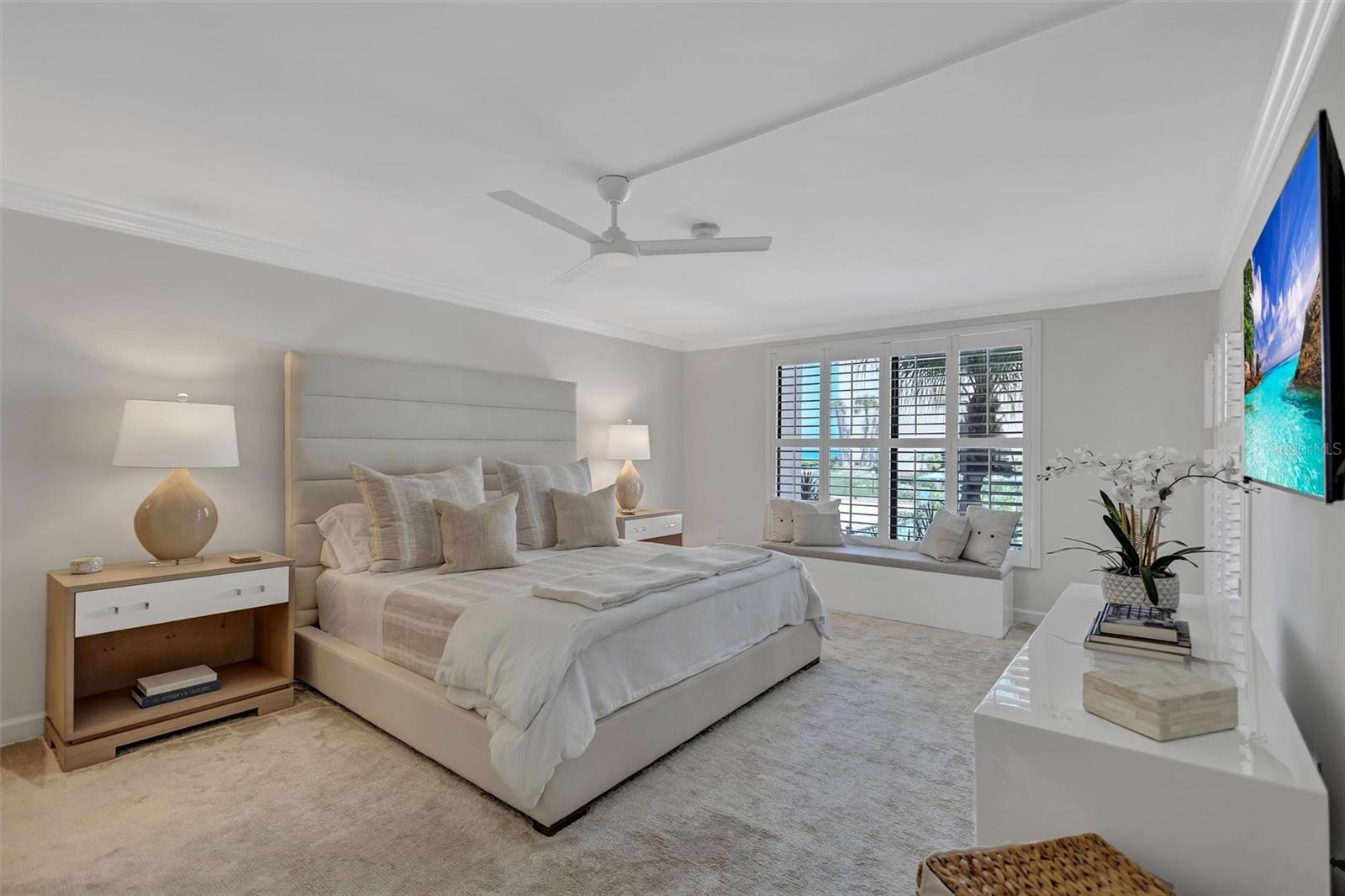 SIESTA BREAKERS - Residential