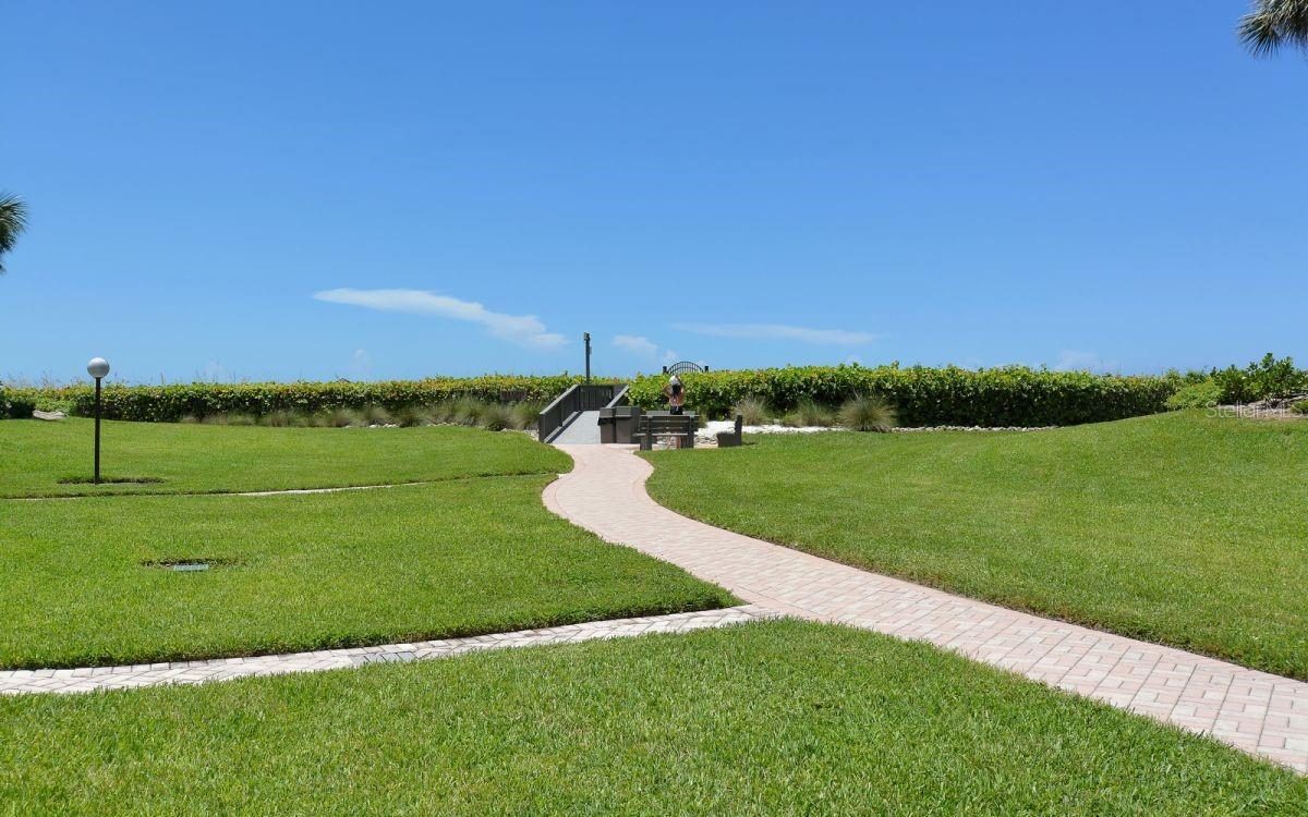 SIESTA BREAKERS - Residential