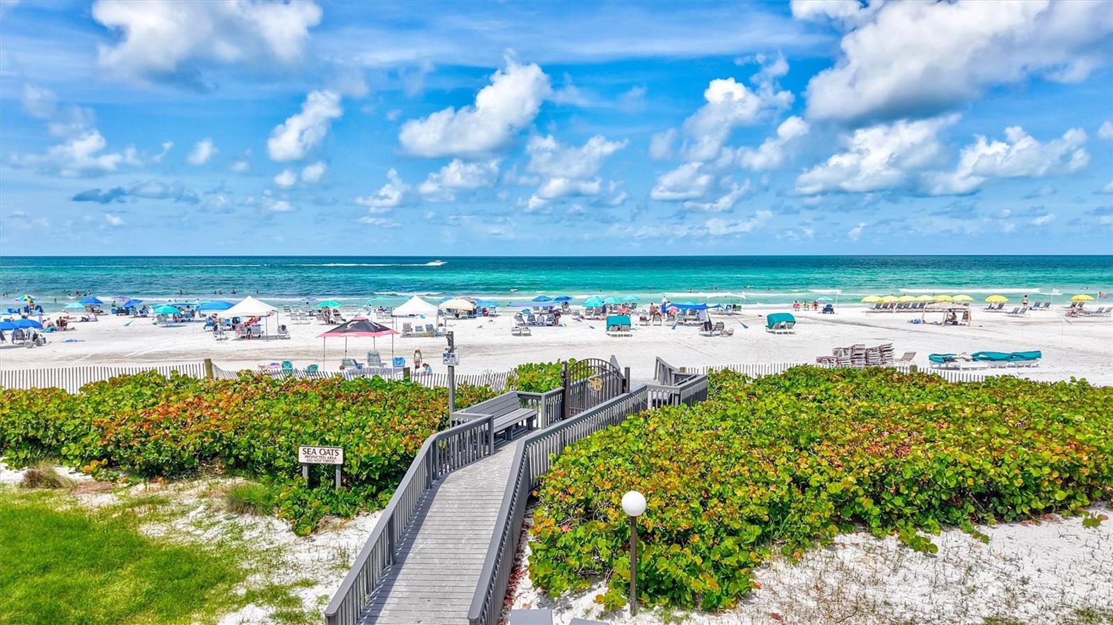 SIESTA BREAKERS - Residential