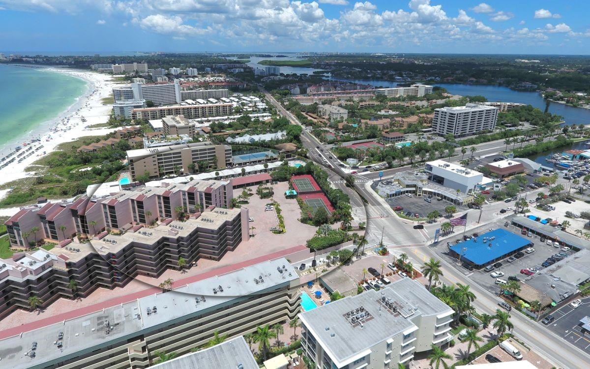 SIESTA BREAKERS - Residential