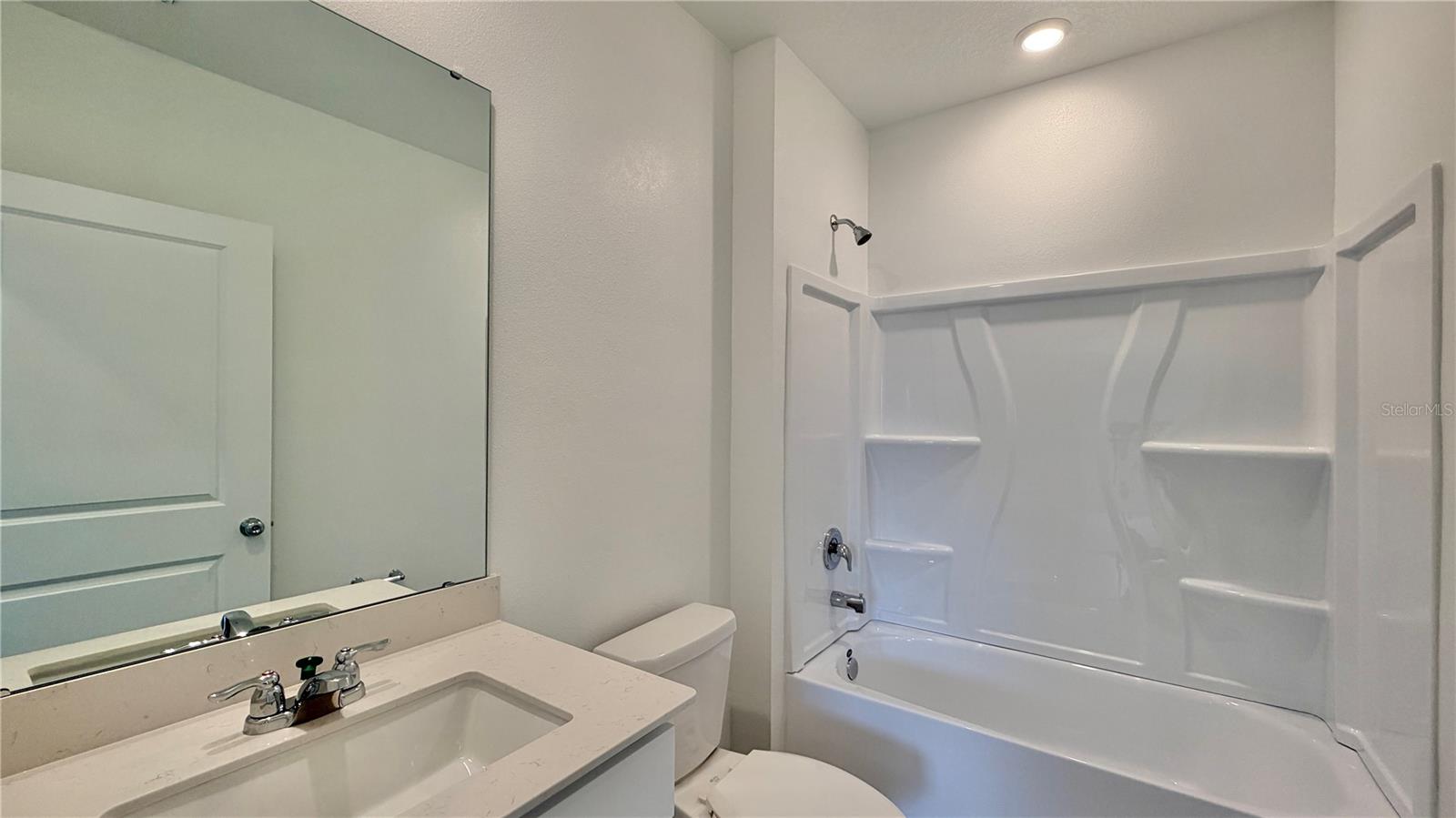 HUNT CLUB/LK WALES PH 1 - Residential Lease