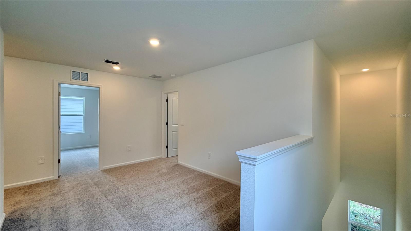 HUNT CLUB/LK WALES PH 1 - Residential Lease