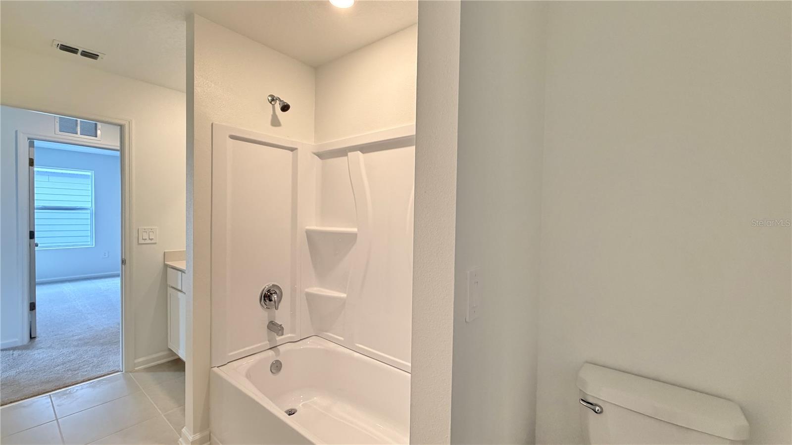 HUNT CLUB/LK WALES PH 1 - Residential Lease