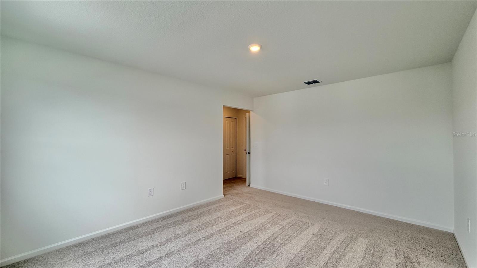 HUNT CLUB/LK WALES PH 1 - Residential Lease