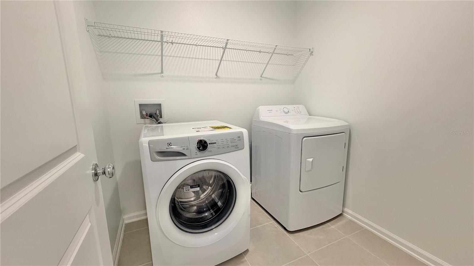 HUNT CLUB/LK WALES PH 1 - Residential Lease