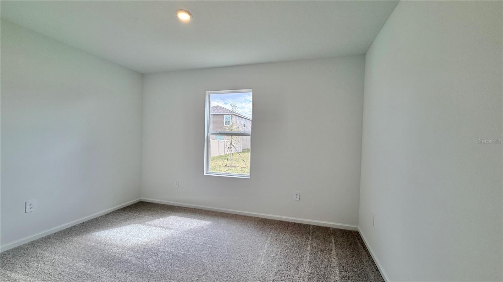 HUNT CLUB/LK WALES PH 1 - Residential Lease