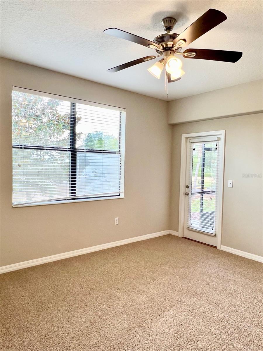 CHAMPIONS CLUB CONDO PH 3 - Residential Lease