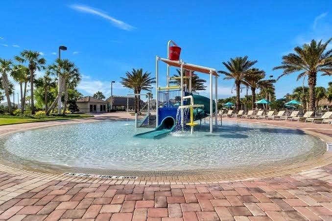 CHAMPIONS CLUB CONDO PH 3 - Residential Lease