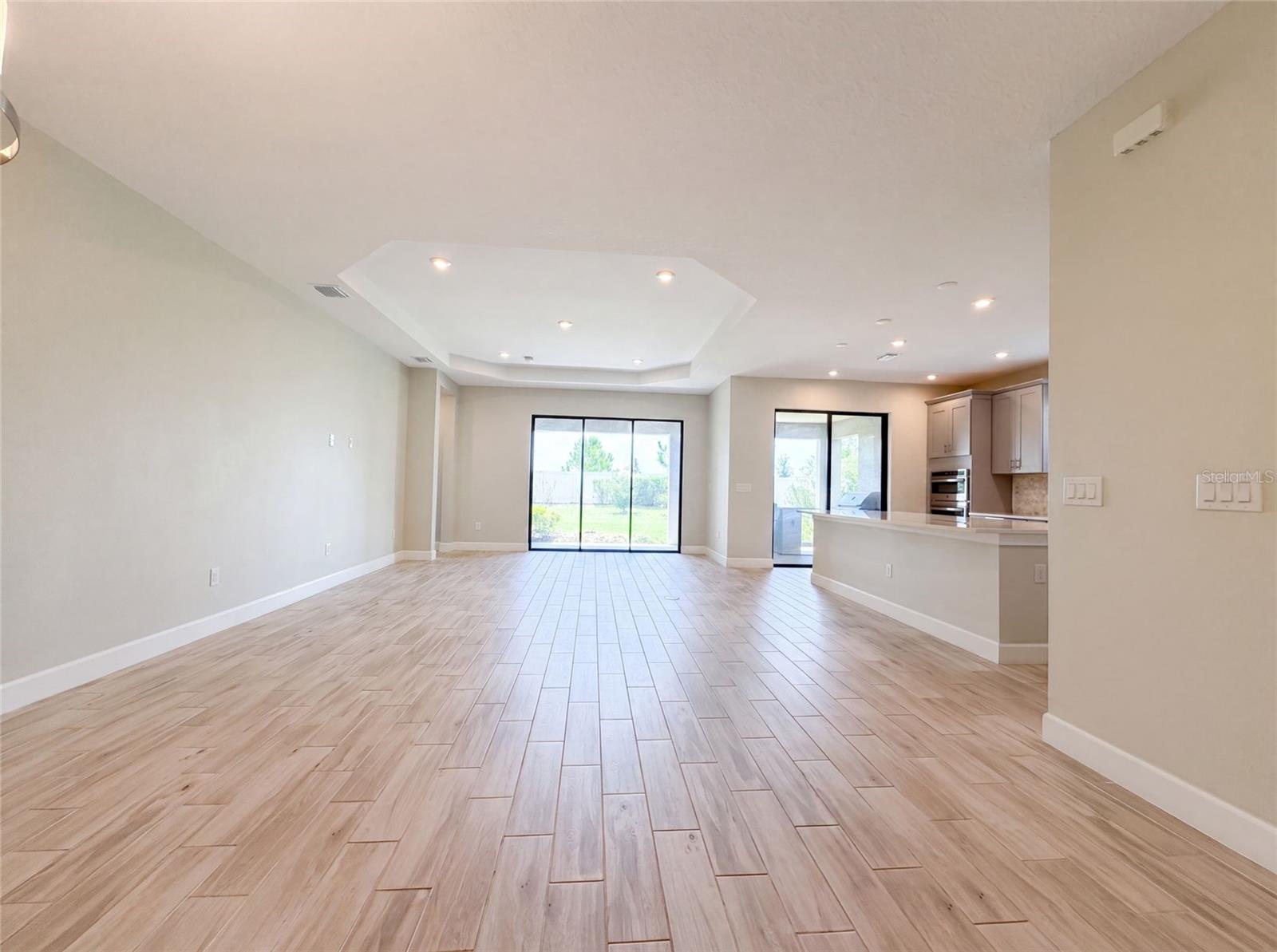 4516 CRESTPOINT WAY