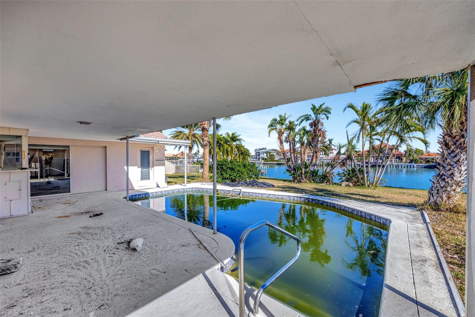 ISLAND ESTATES OF CLEARWATER - Residential