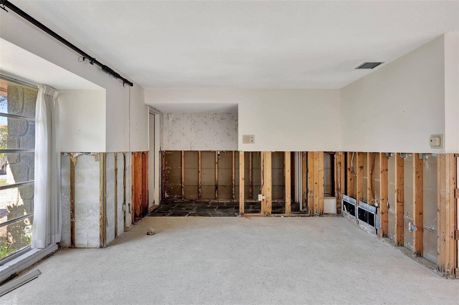 ISLAND ESTATES OF CLEARWATER - Residential