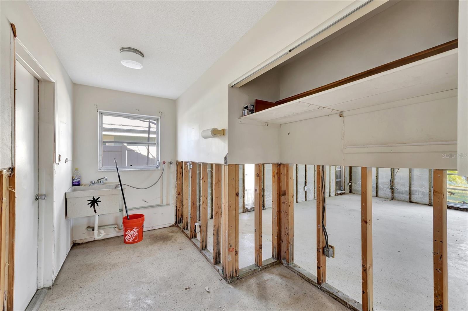 ISLAND ESTATES OF CLEARWATER - Residential