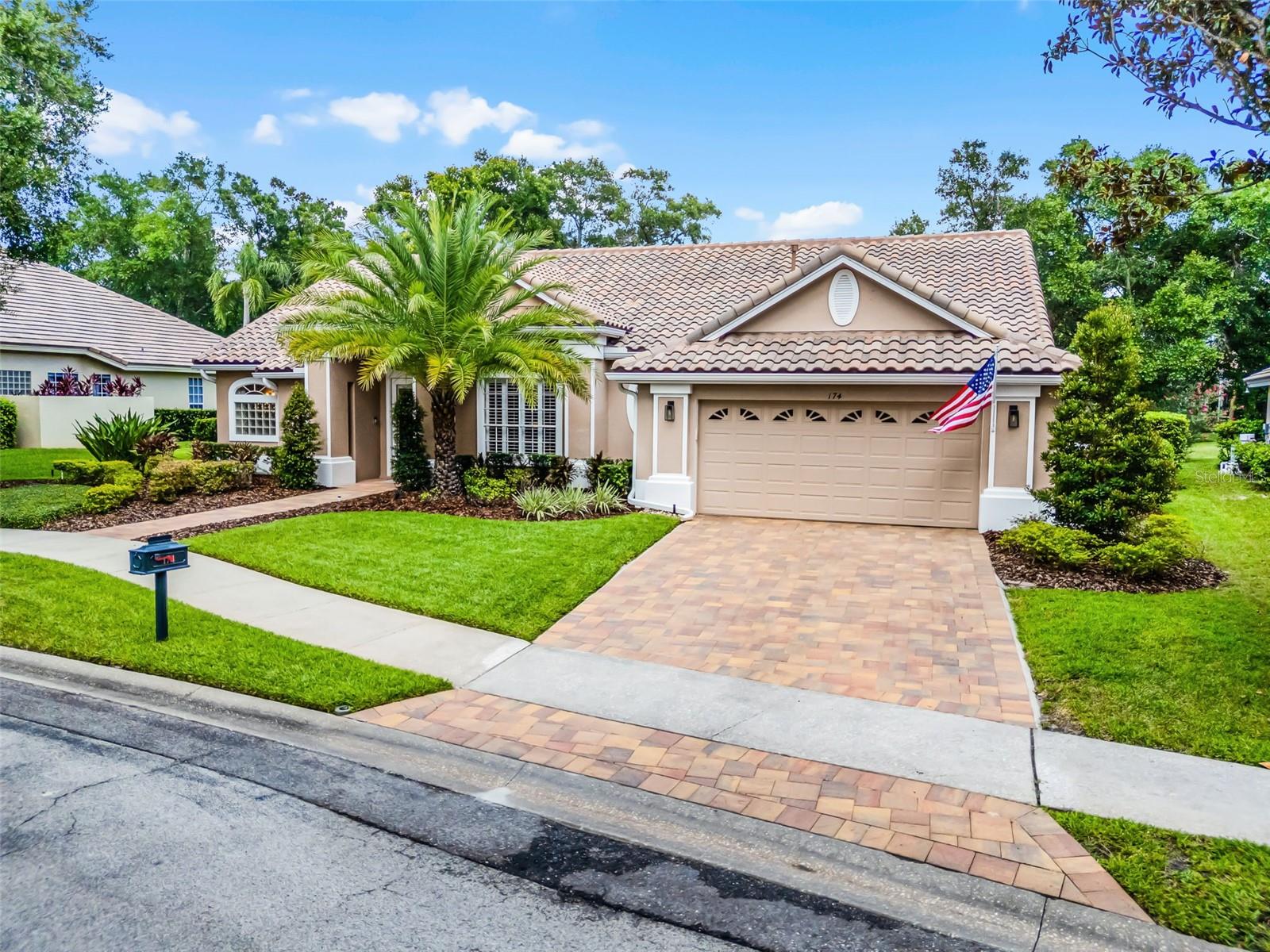 174 PROMENADE CIRCLE
