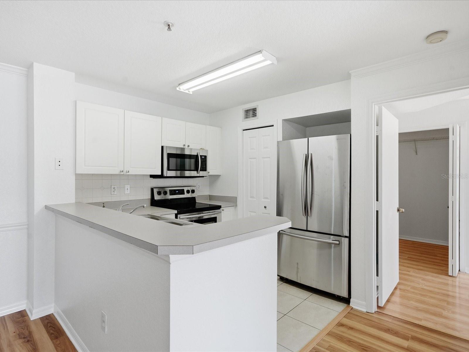 LAKEVIEW AT CALUSA TRACE - Residential