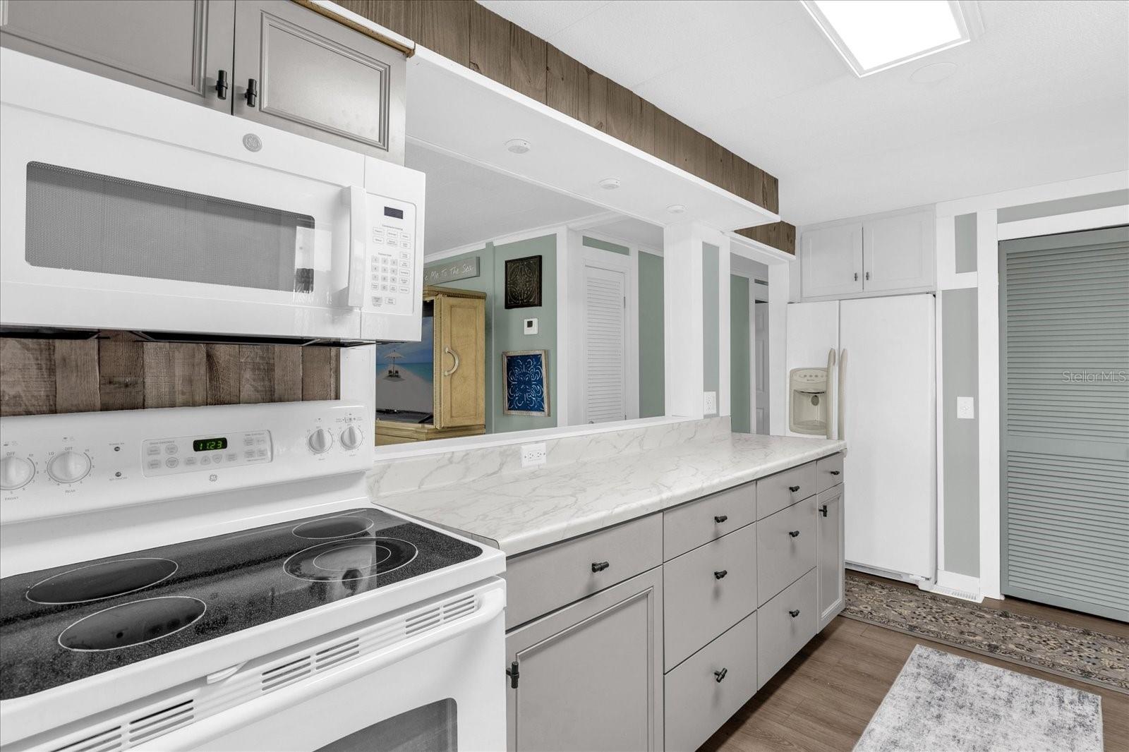 HAWTHORNE AT LEESBURG A COOP - Residential