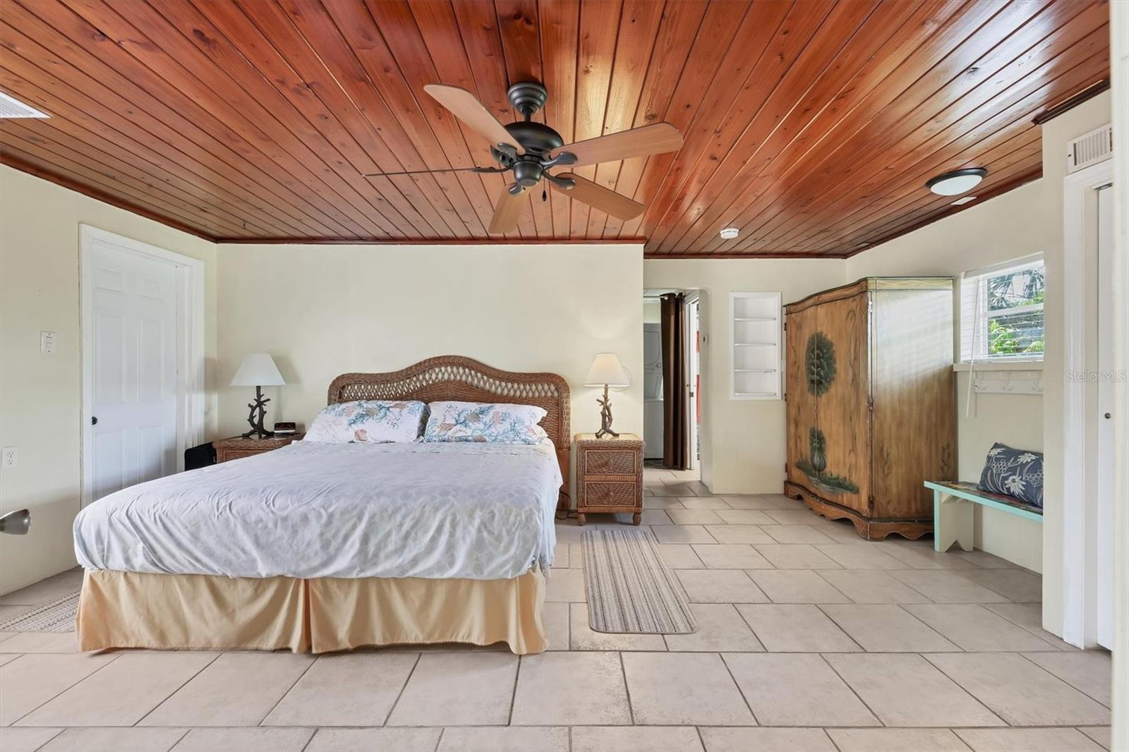 TYLER & DARLING ADD 01 - Residential