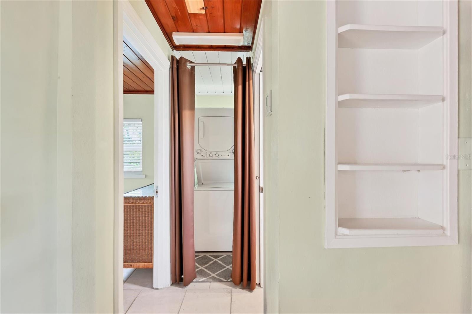 TYLER & DARLING ADD 01 - Residential