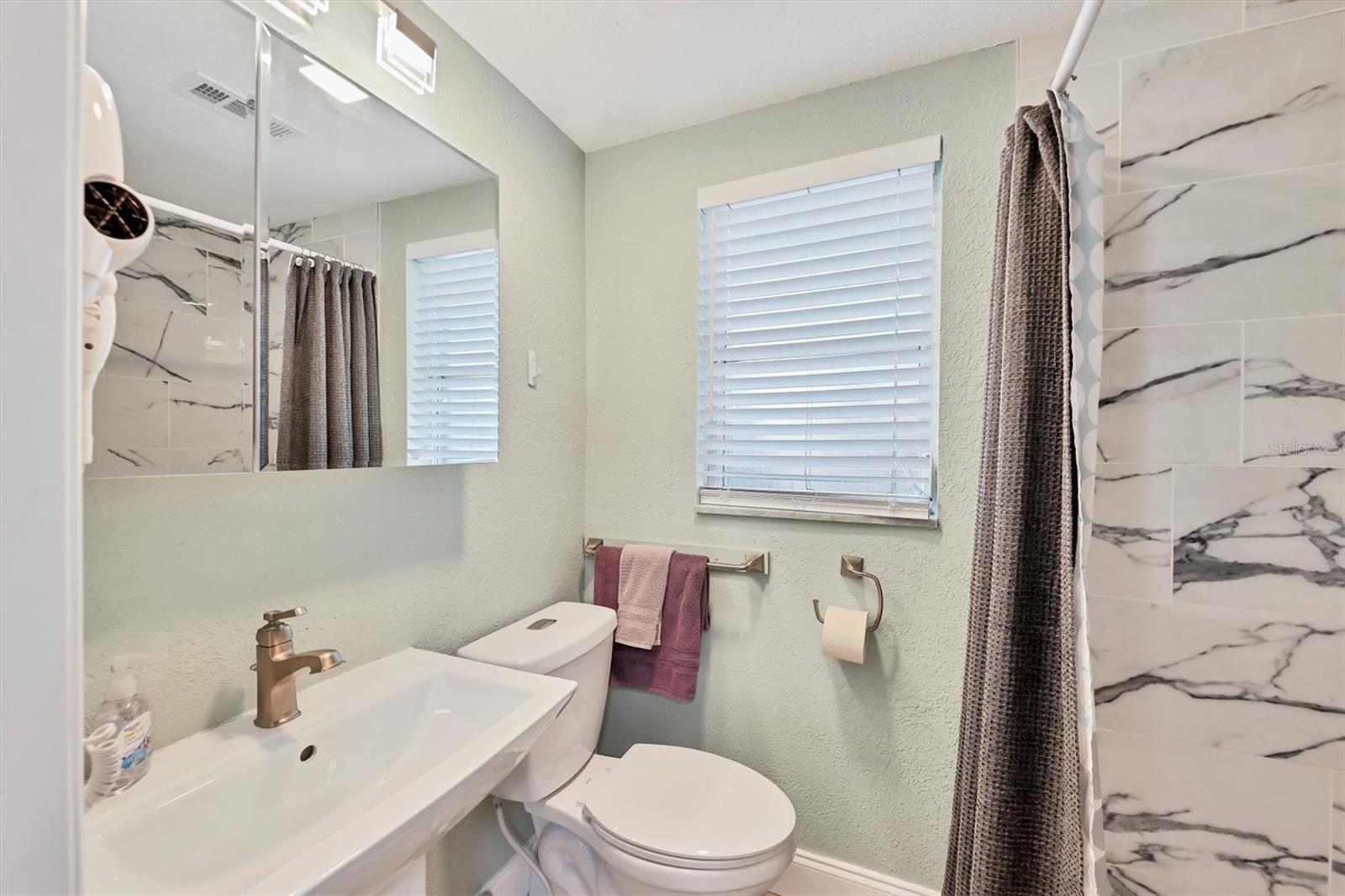 TYLER & DARLING ADD 01 - Residential