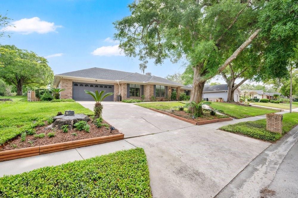 NORTHRIDGE - Residential