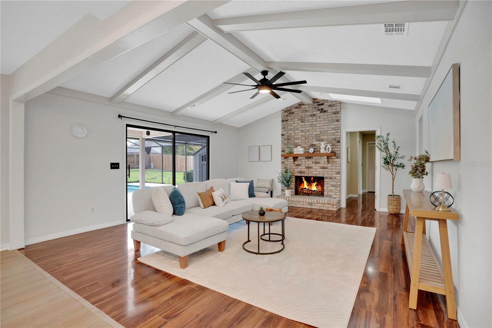 1386 S RIDGE LAKE CIRCLE