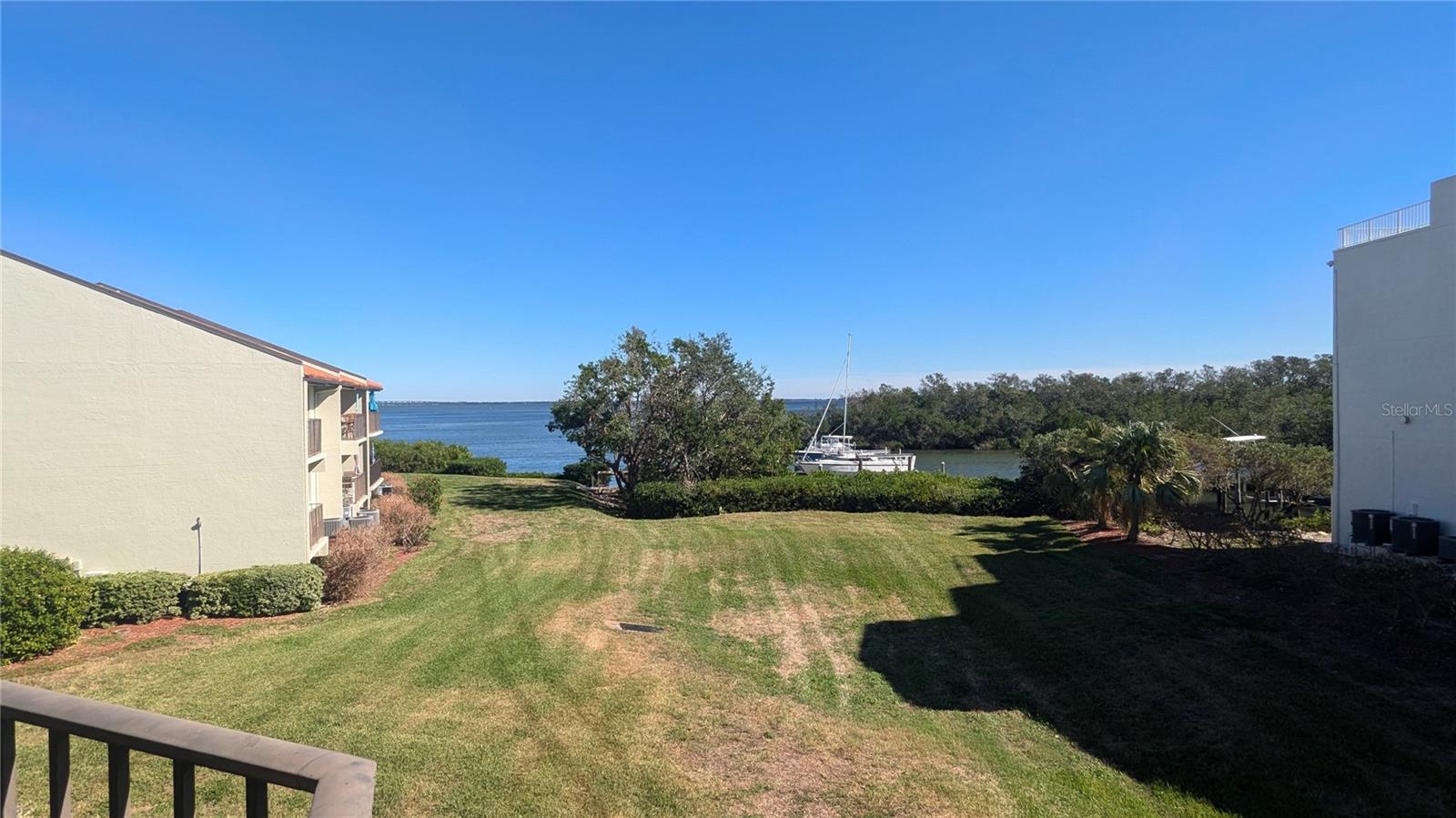 1515 PINELLAS BAYWAY S 35