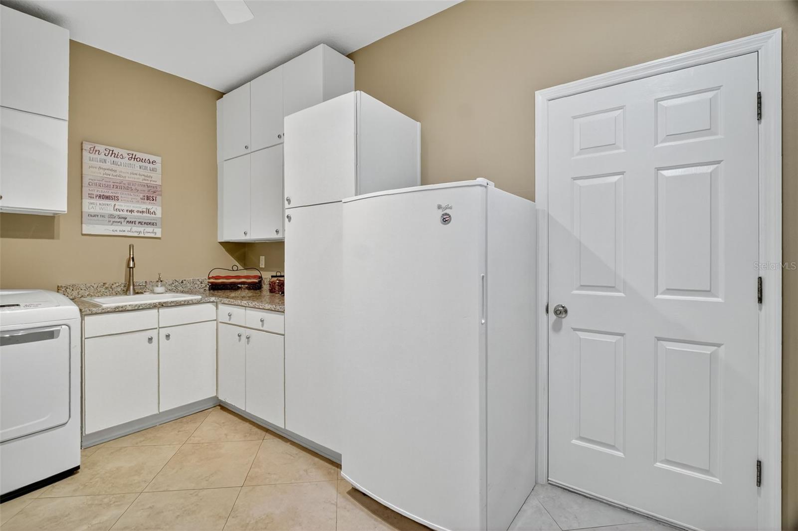 PARK PLACE ON LAKE JOANNA ADD 01 - Residential