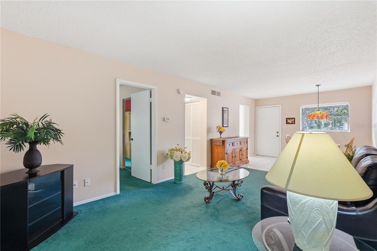 IMPERIAL OAKS CONDO - Residential Lease