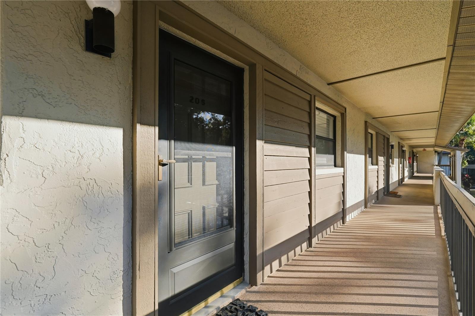 IMPERIAL OAKS CONDO - Residential Lease