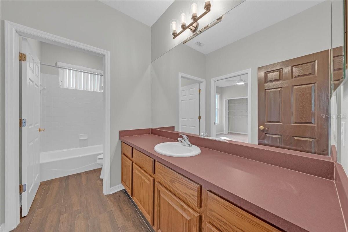 FISH HAWK TRAILS - Residential