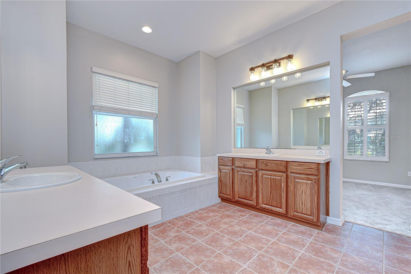 FISH HAWK TRAILS - Residential