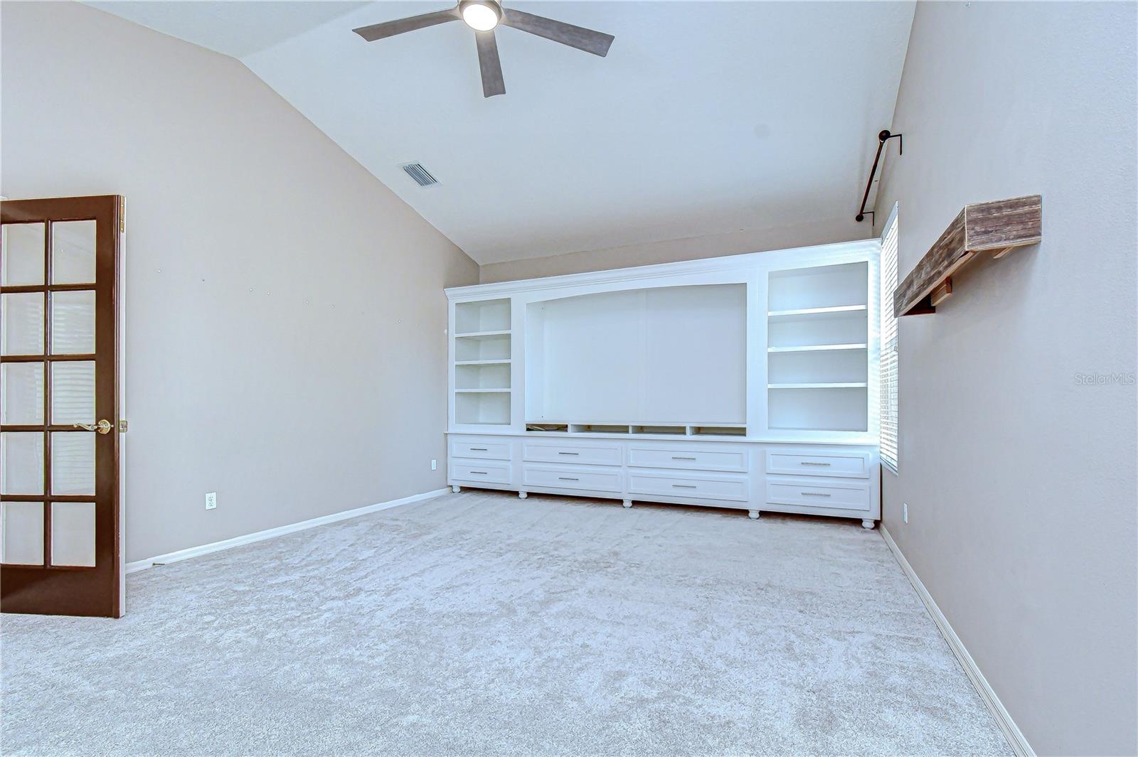 FISH HAWK TRAILS - Residential