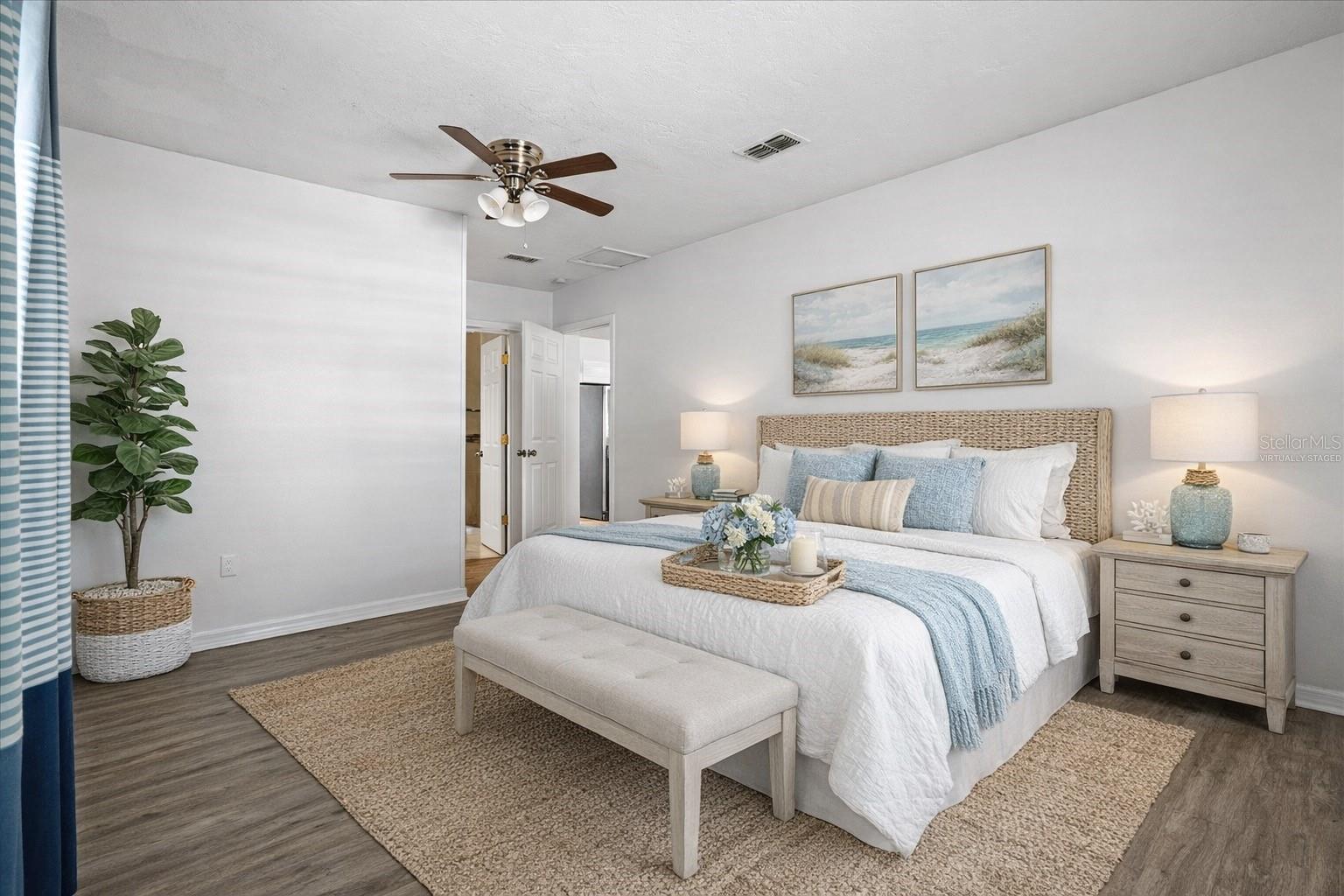 GOLDEN ACRES - Residential