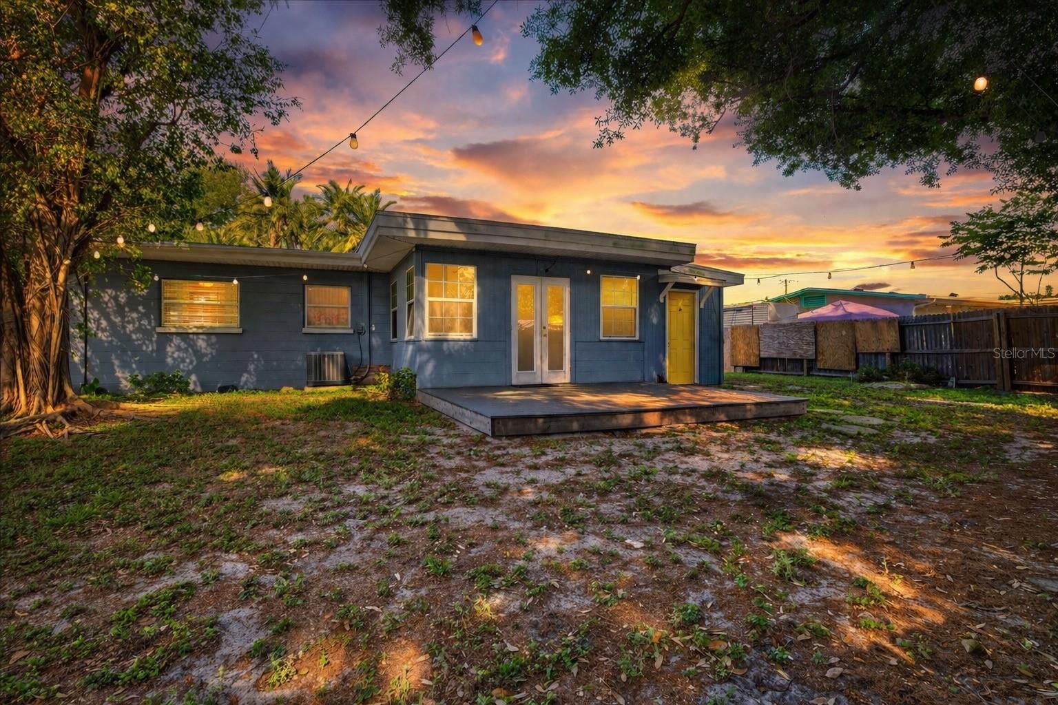 GOLDEN ACRES - Residential