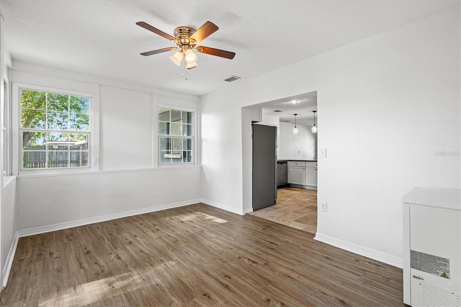 GOLDEN ACRES - Residential