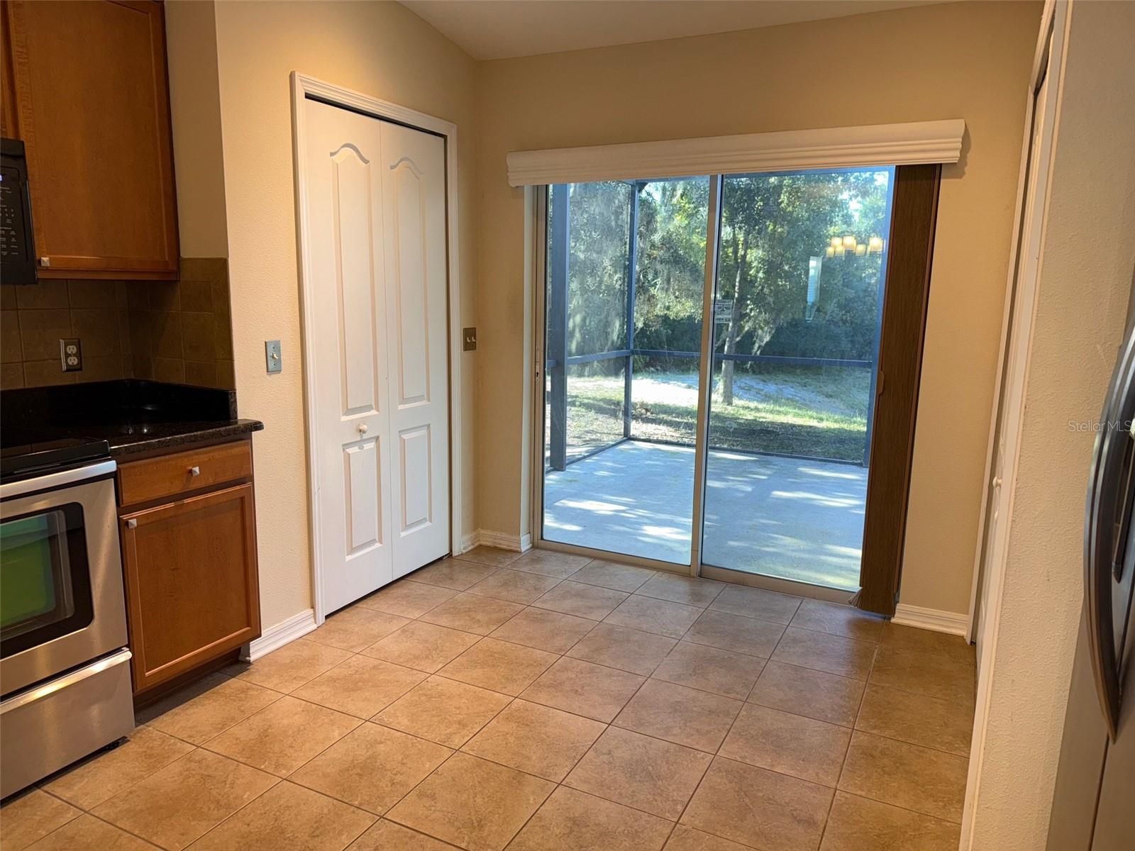 LONE STAR RANCH - Residential Lease