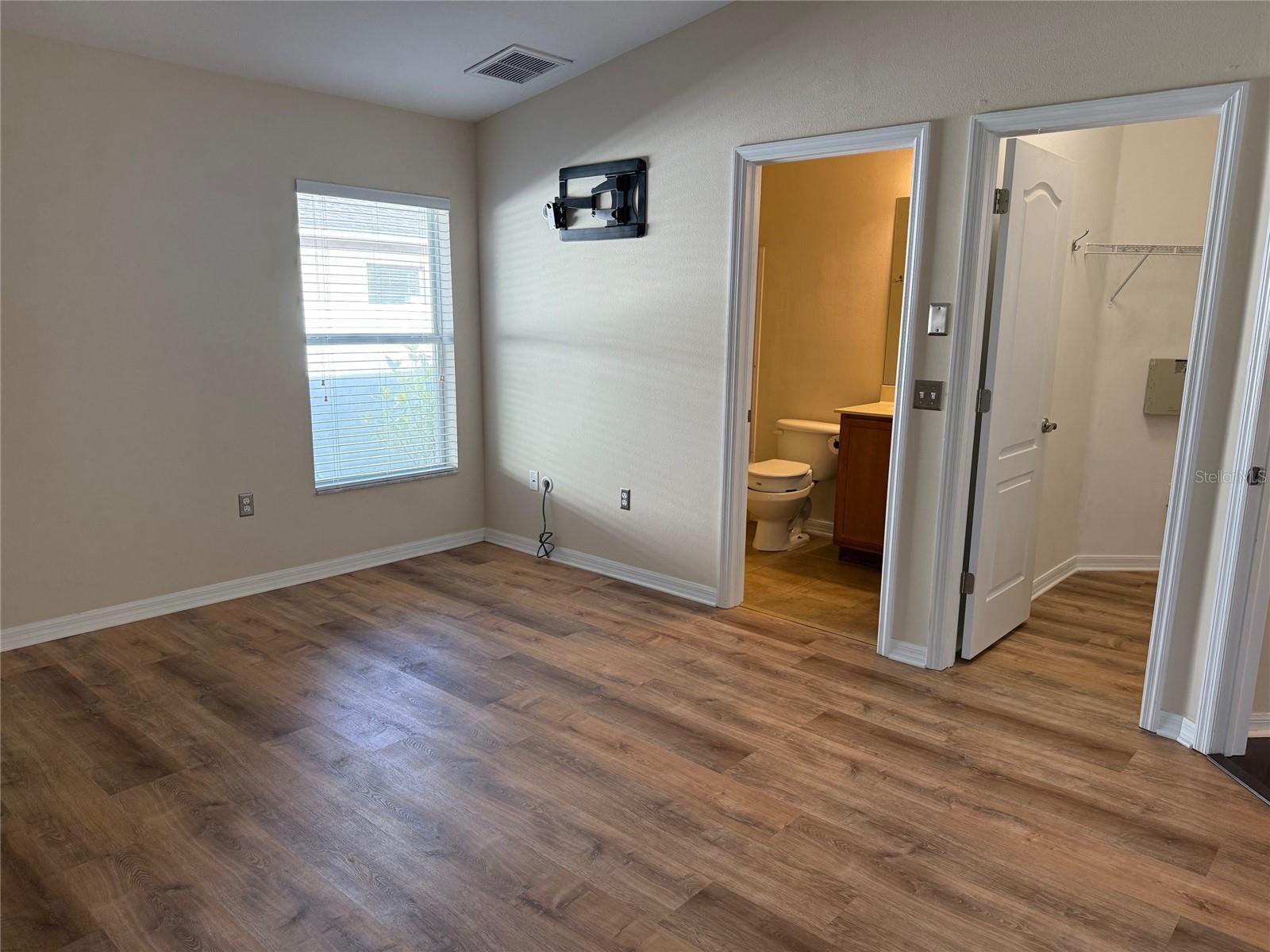 LONE STAR RANCH - Residential Lease