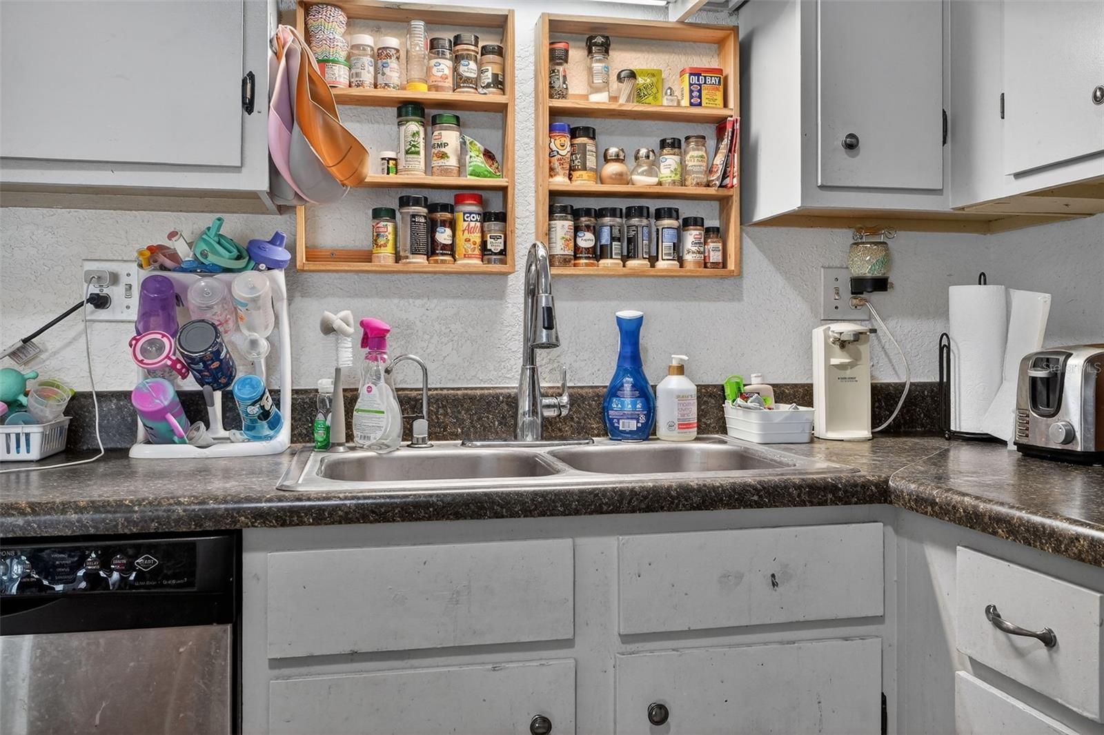 SHEPARDS CLEAR LAKE VILLAGE - Residential