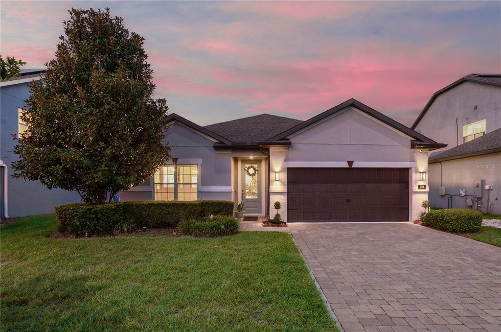 Photo of 154 Oakmont Reserve Circle, Longwood, FL 32750 (MLS # O6440507)
