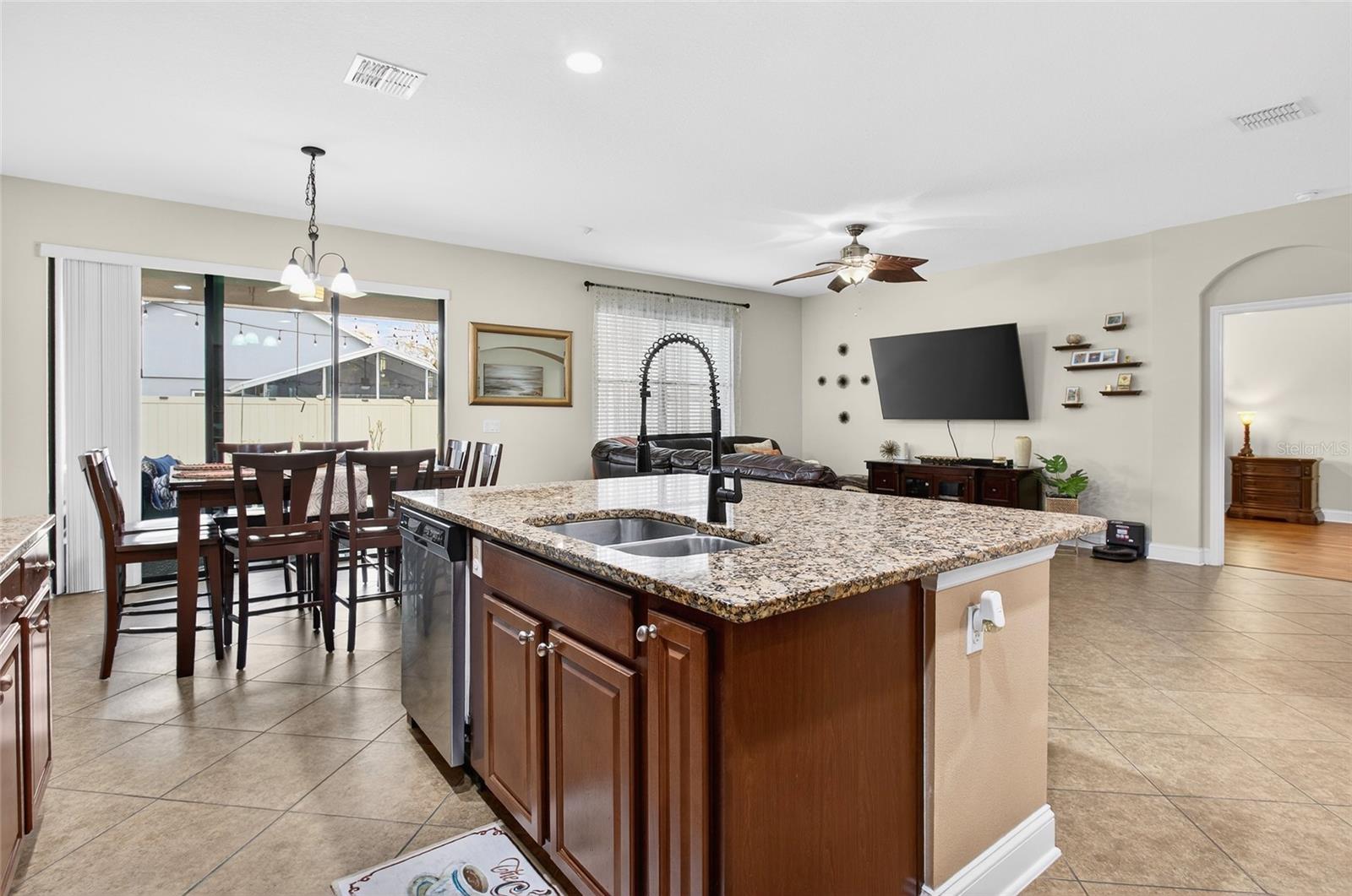 TIERRA BELLA SUB - Residential