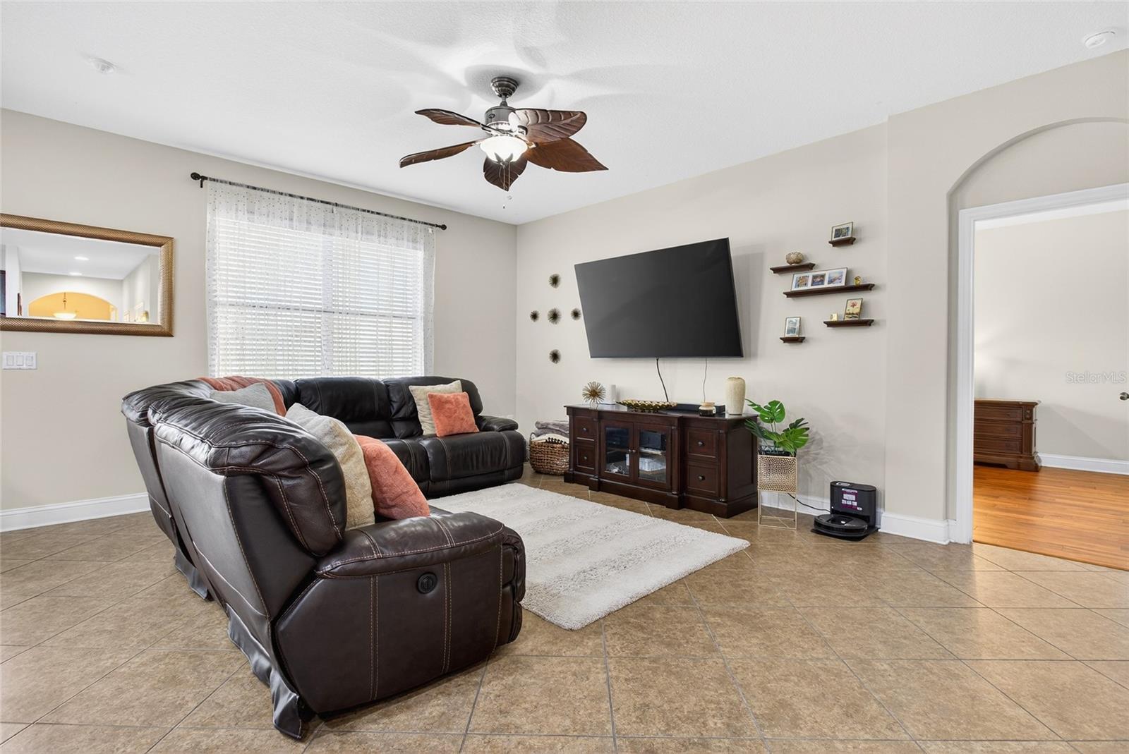 TIERRA BELLA SUB - Residential