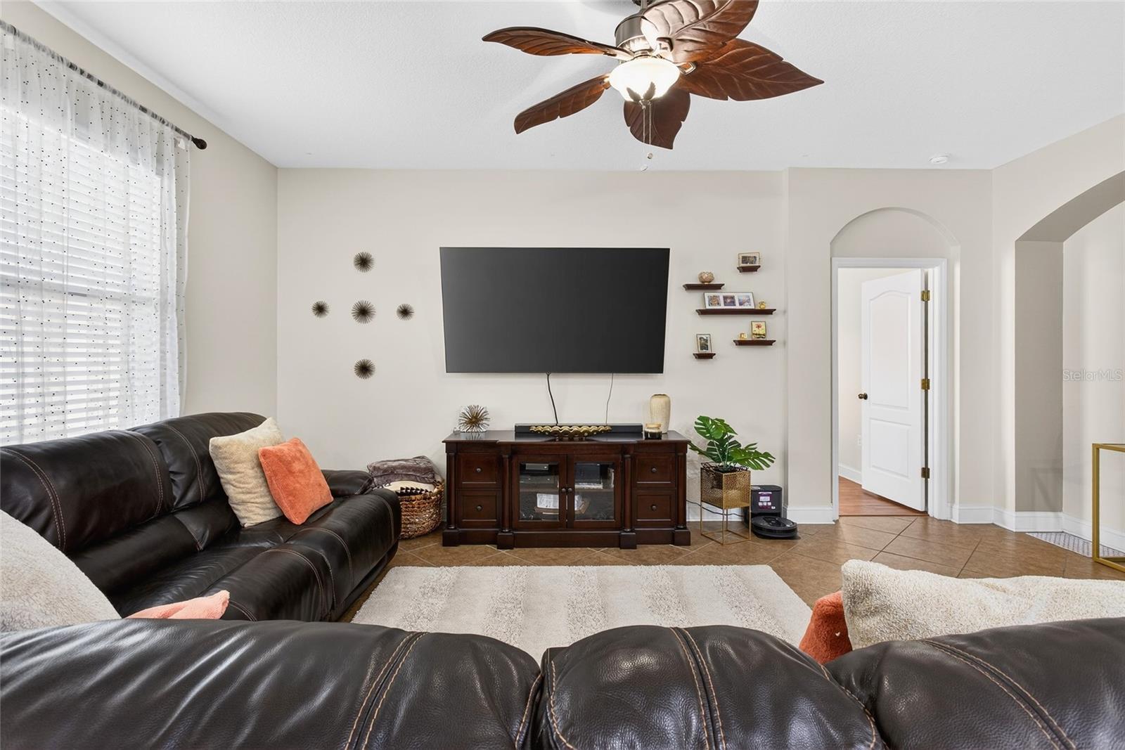 TIERRA BELLA SUB - Residential