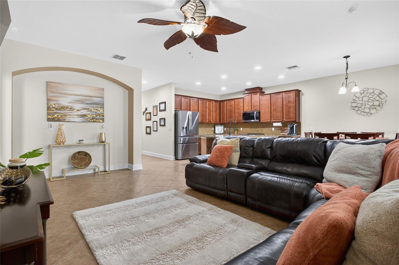 TIERRA BELLA SUB - Residential